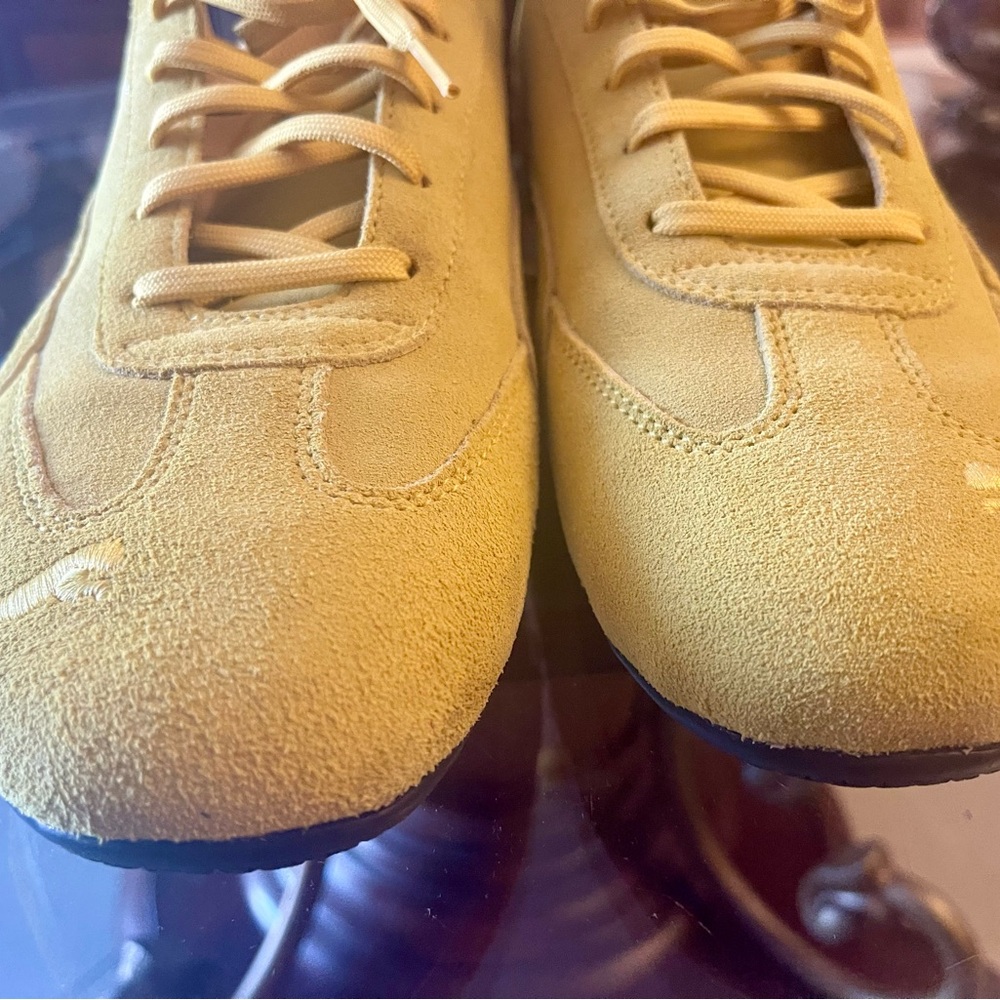Puma - Picture 3 of 6